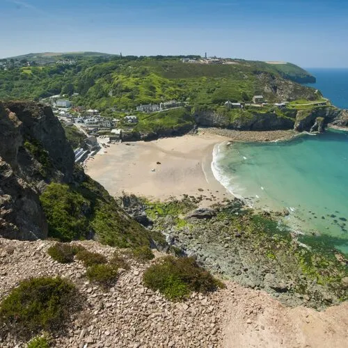 ViewdowntoStAgnesbeach1024x1024