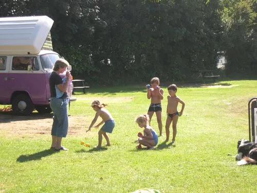 kidsPlaying1