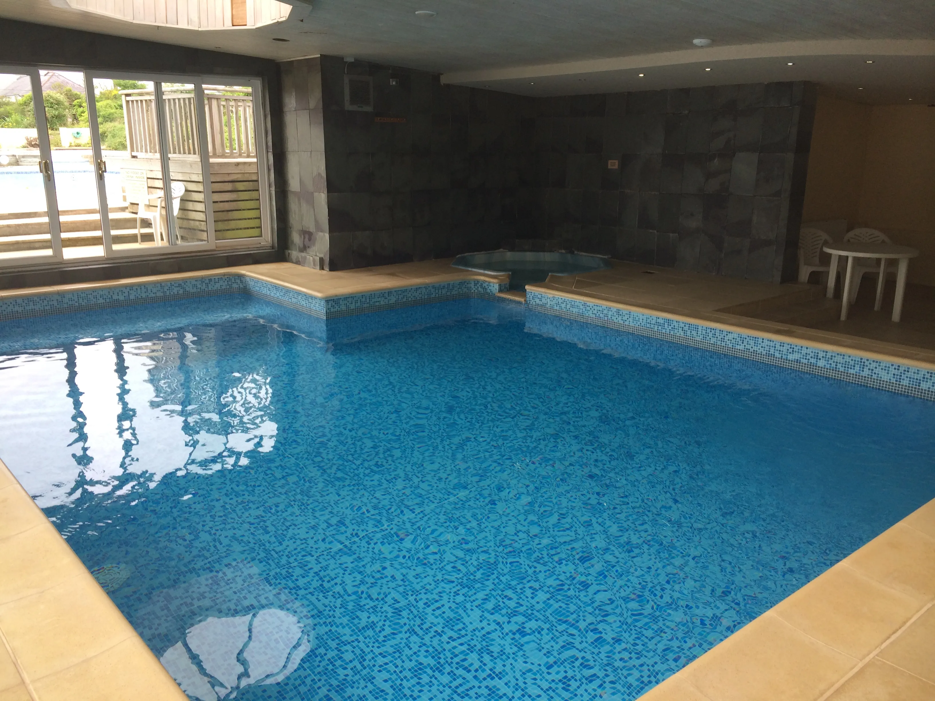 indoorpool