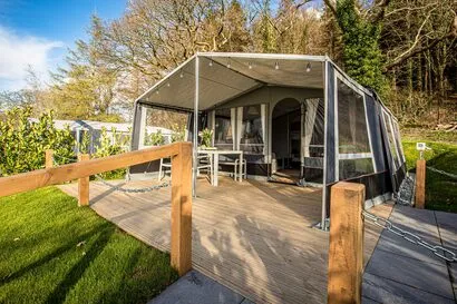 Pen-y-Bont-Glamping-Pods-10-scaled