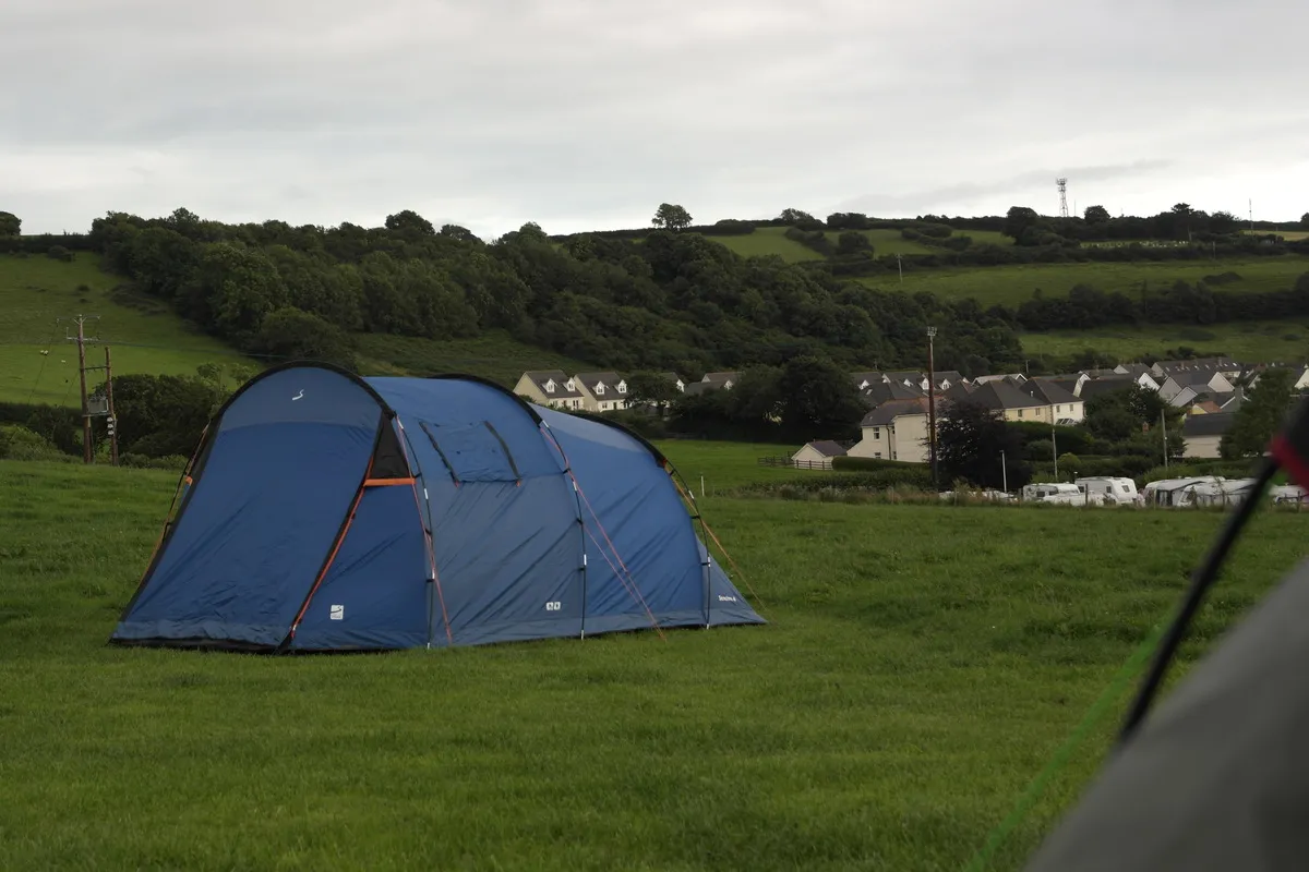 ferrysidefarmcampersview